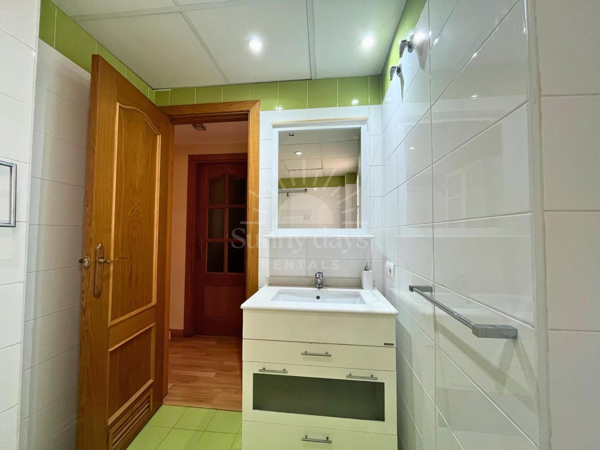 Acogedor Apartamento A 30 Metros De La Playa - Wifi - Smarttv 알메리아 외부 사진
